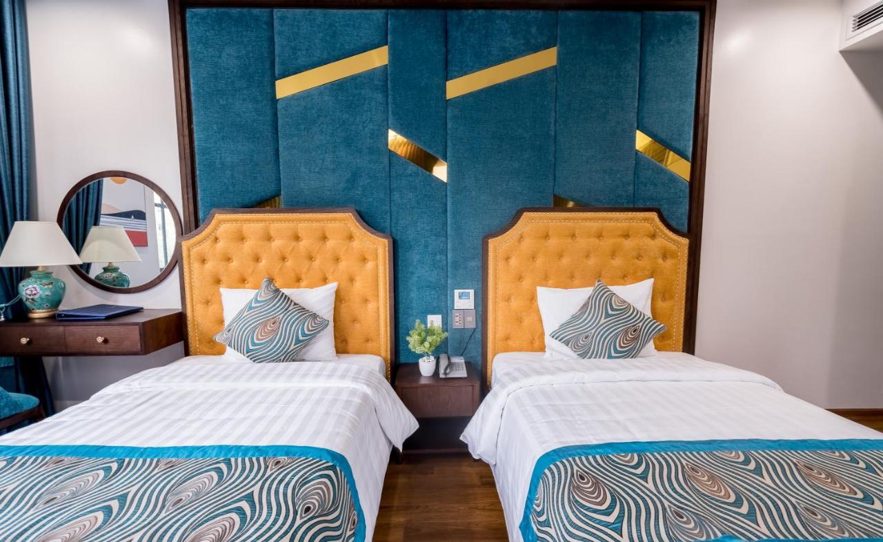 Paris Boutique Hotel ฮาลอง ภายนอก รูปภาพ