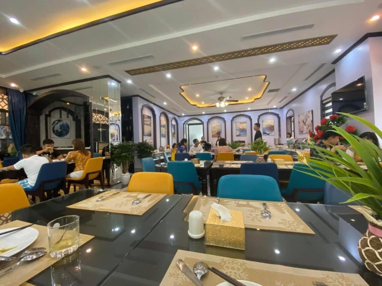 Paris Boutique Hotel ฮาลอง ภายนอก รูปภาพ